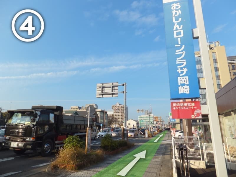 会場への案内④